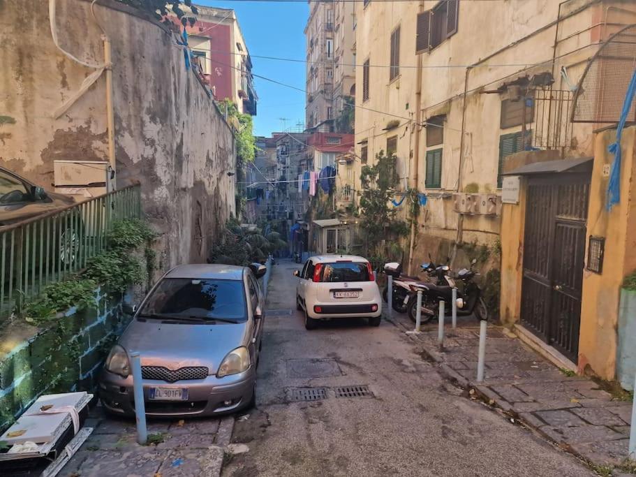 شقة Pastel Blue House X 5 People In Corso Above Metro Montesanto نابولي المظهر الخارجي الصورة